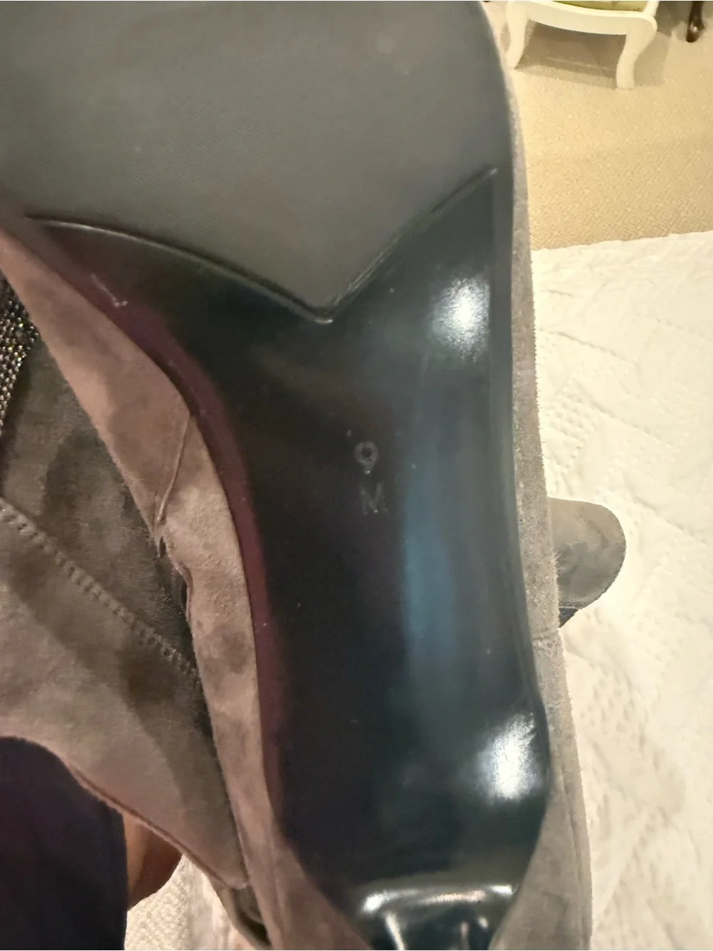 Van Eli Women's Gray Suede Pointed-Toe Ankle Boots